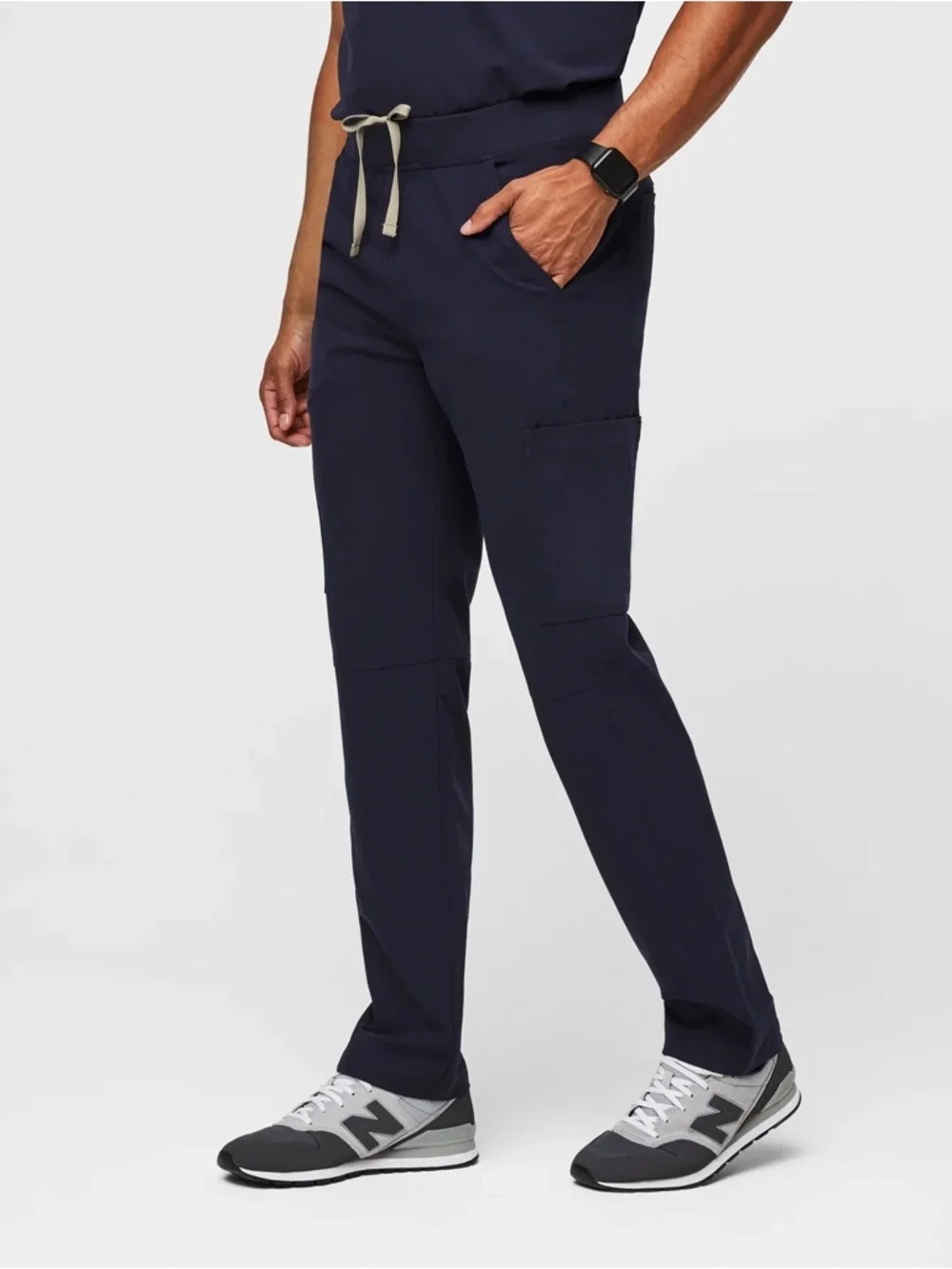 2 Pairs of Men’s Figs Axim Cargo Scrub Pants size Large in Blue
